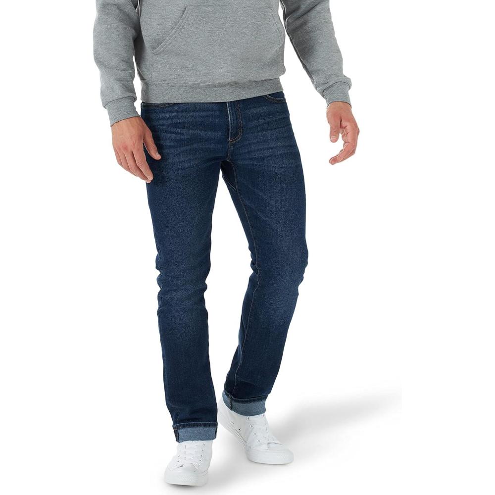 imageLee Mens Extreme Motion Slim Straight JeanConrad