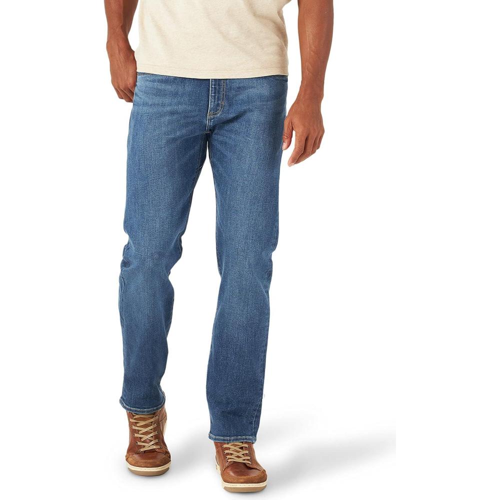 imageLee Mens Extreme Motion Slim Straight JeanRuss