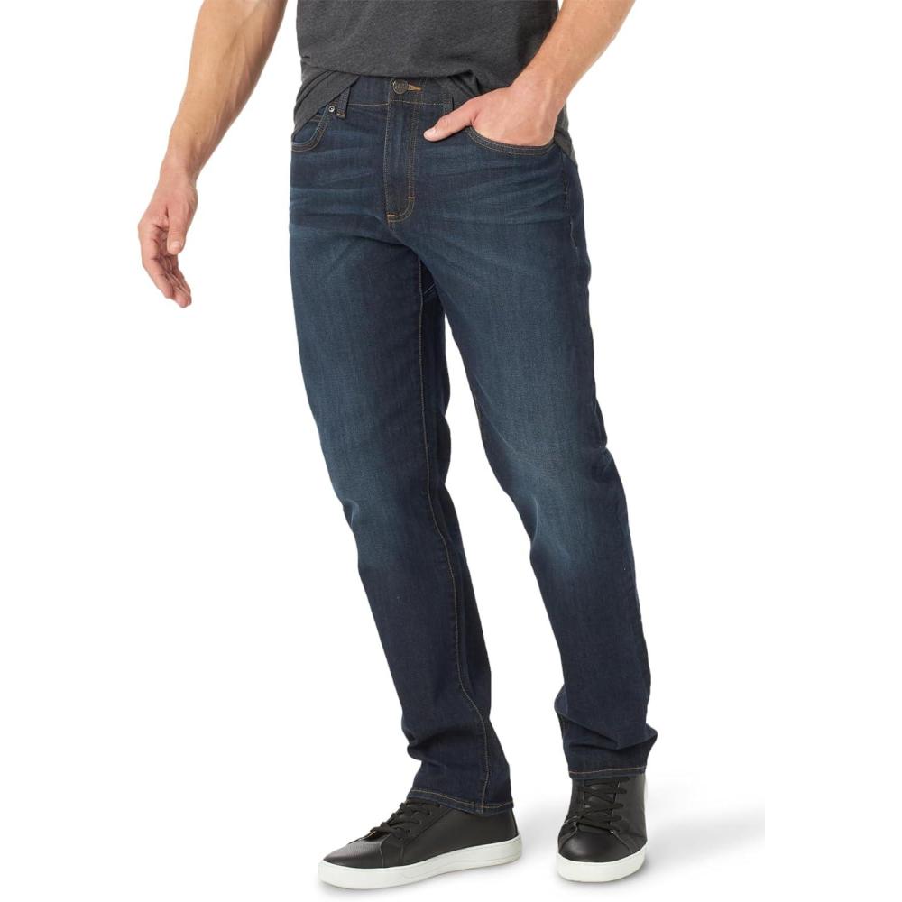 imageLee Mens Extreme Motion Straight Taper JeanBlue Strike