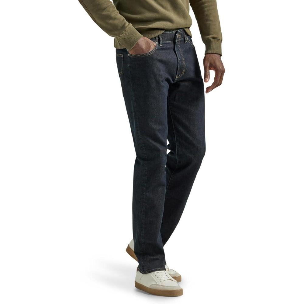 imageLee Mens Extreme Motion Straight Taper JeanRinse