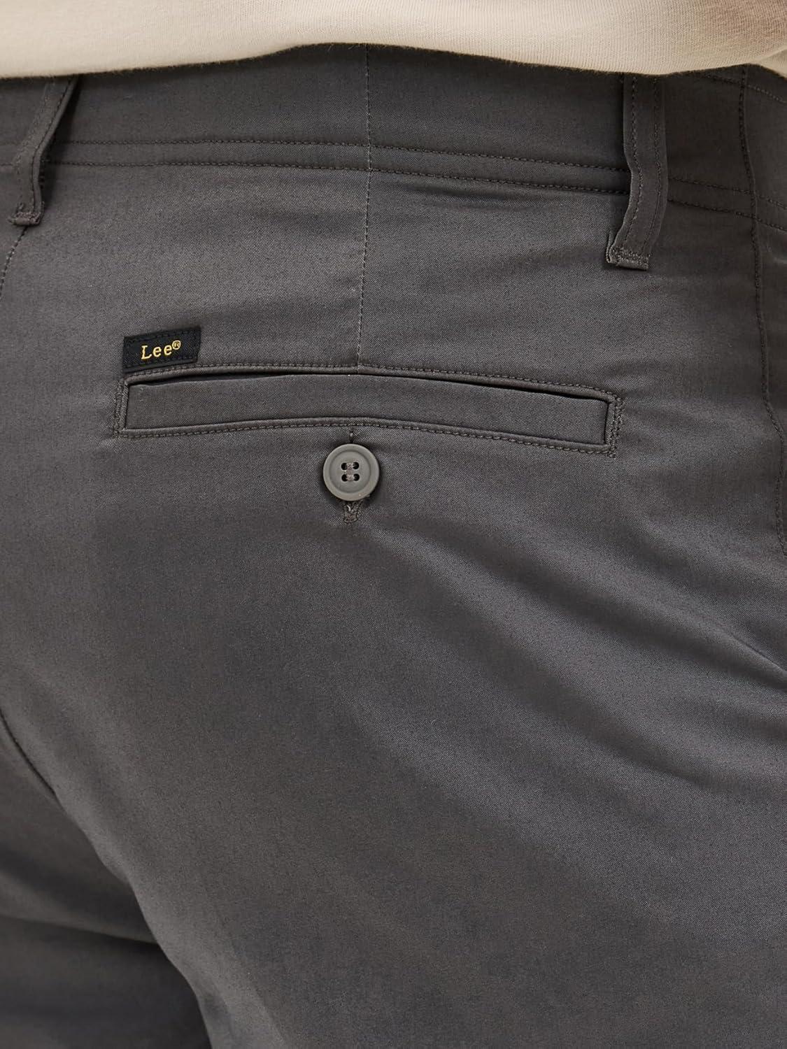 imageLee Mens Extreme Motion 7quot Flat Front ShortStatic Gray