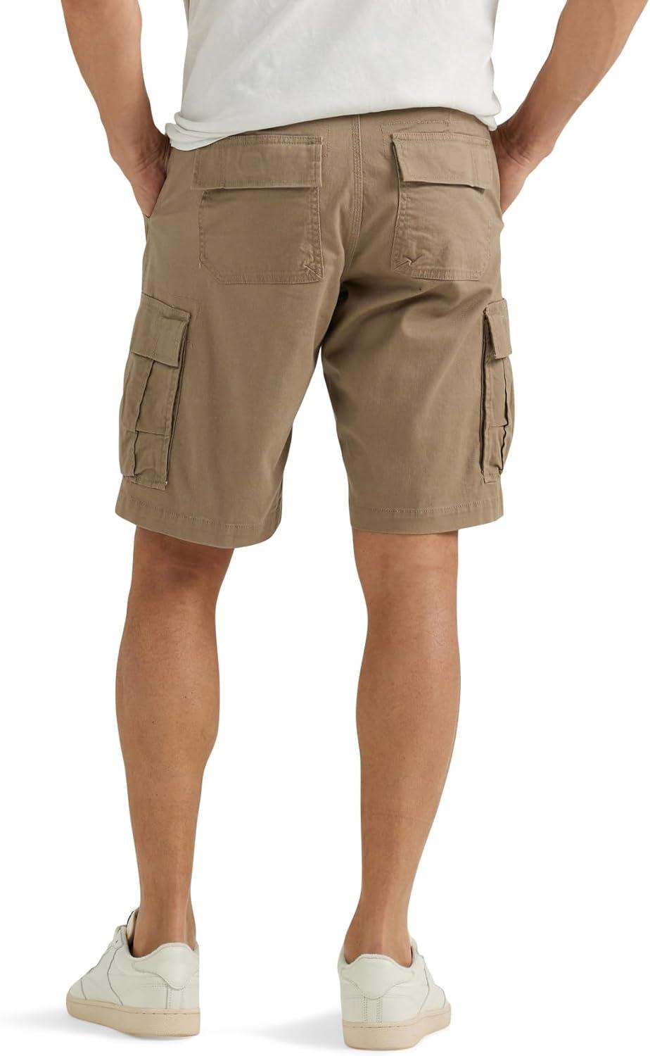 imageLee Mens Extreme Motion Carolina Cargo ShortTawny Brown