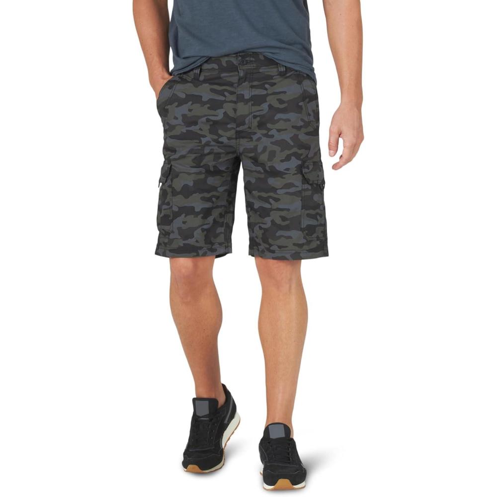 imageLee Mens Extreme Motion Crossroad Cargo ShortBlack Camo