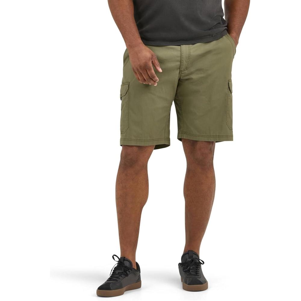 imageLee Mens Big ampamp Tall Extreme Motion Crossroad Cargo ShortOlive Night