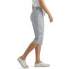 Lee Women’s Ultra Lux Comfort with Flex-to-go Utility Skimmer Capri Pant(Material Gray)