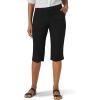 Lee Women’s Ultra Lux Comfort with Flex-to-go Utility Skimmer Capri Pant(Black)