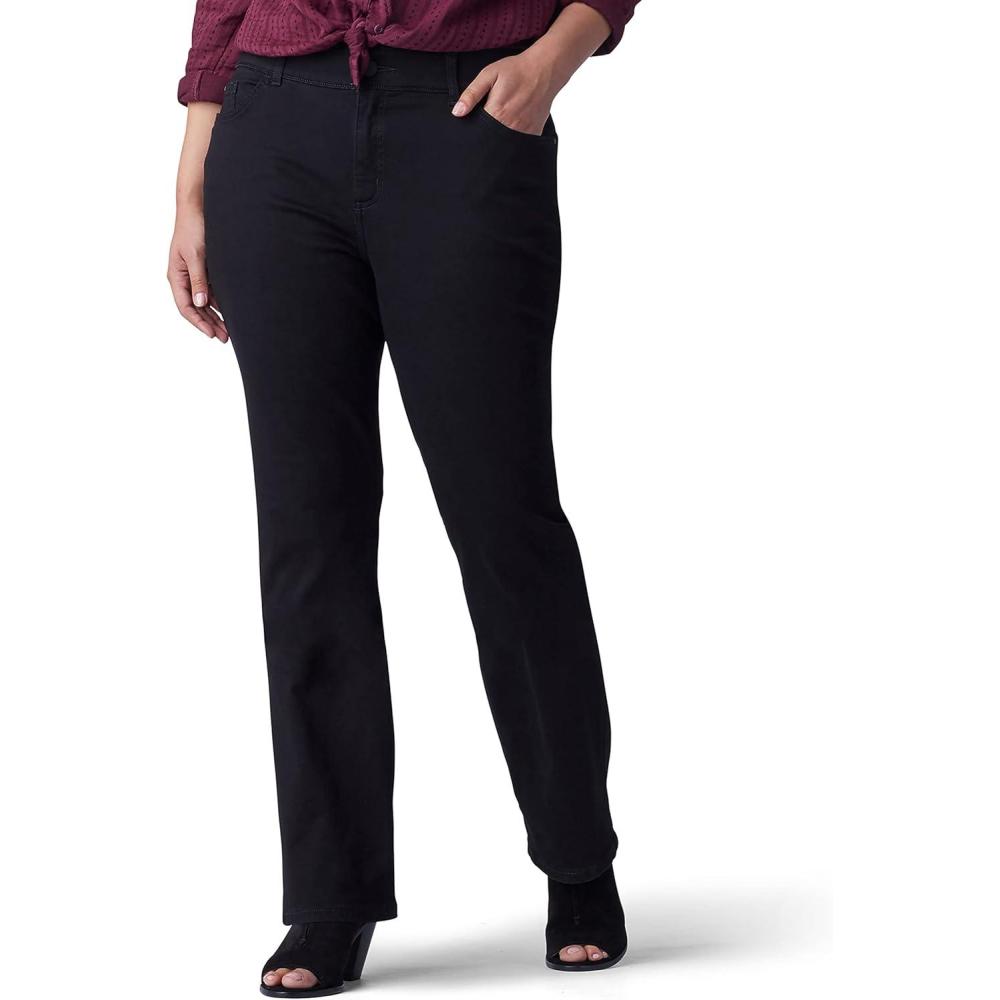 imageLee Womens PlusSize Flex Motion Regular Fit Bootcut JeanBlack