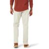 Lee Men’s Extreme Motion Flat Front Relaxed Taper Pant(Dove)