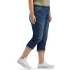 Lee Women’s Plus Size Flex Motion Regular Fit 5 Pocket Capri Jean(Bewitched)